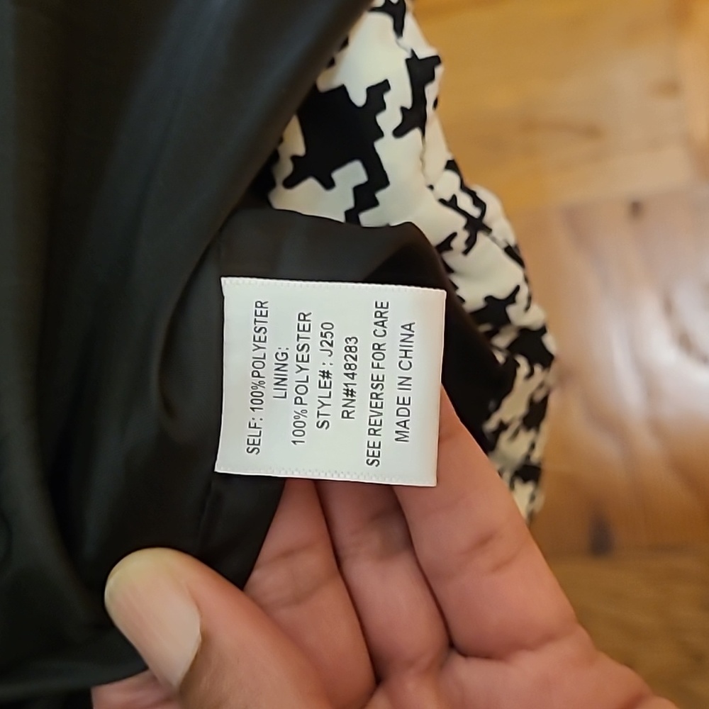 Puffer Coat - Picture 6 of 6